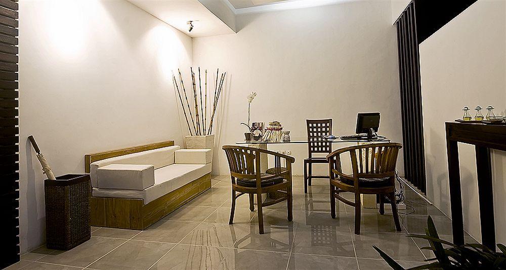 The Adnyana Villas & Spa Denpasar Exterior foto